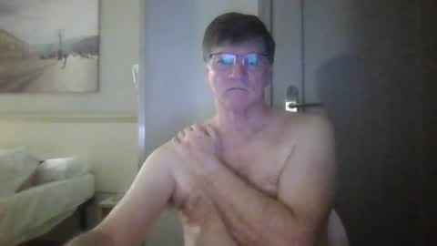 Snapshot of hg99too chatting on 03-06-25, 09:53 hg99too online show from 03-06-25, 09:53