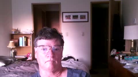 Snapshot of hg99too chatting on 09-11-25, 02:06 hg99too online show from 09-11-25, 02:06