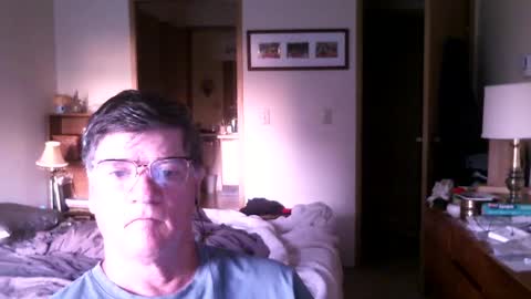 Snapshot of hg99too chatting on 09-16-25, 02:07 hg99too online show from 09-16-25, 02:07