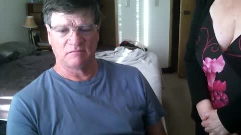 Snapshot of hg99too chatting on 09-20-25, 02:51 hg99too online show from 09-20-25, 02:51
