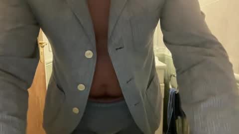 hhernan1 online show from 03-02-25, 07:10