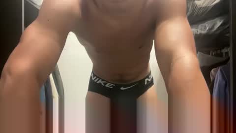 hhernan1 online show from 02-08-26, 10:57