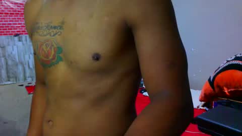 Snapshot of hhhjnf1 chatting on 10-30-25, 04:41 hhhjnf1 online show from 10-30-25, 04:41