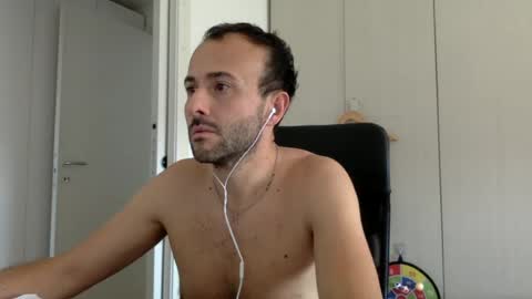 hhombre online show from 06-18-26, 09:14