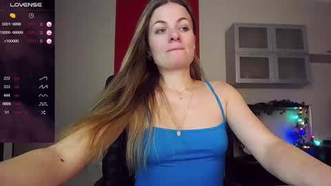 Lina online show from 02-11-25, 04:35