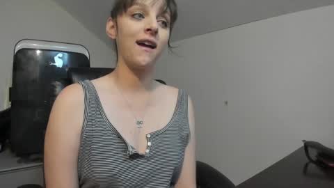 Paige online show from 09-23-25, 01:14