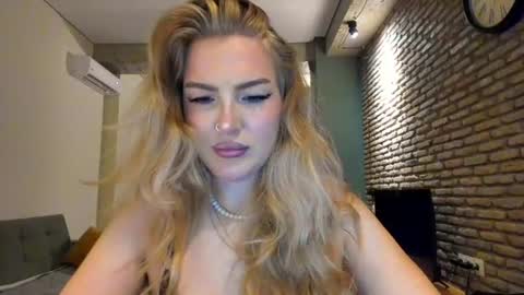 Snapshot of hi_lina chatting on 07-03-26, 02:51 Hi lina online show from 07-03-26, 02:51
