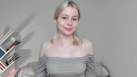 Snapshot of hi_popsy chatting on 09-12-25, 01:17 Popsy Risha online show from 09-12-25, 01:17