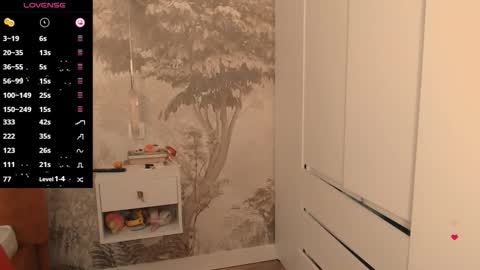 Hiaru online show from 11-10-25, 05:28