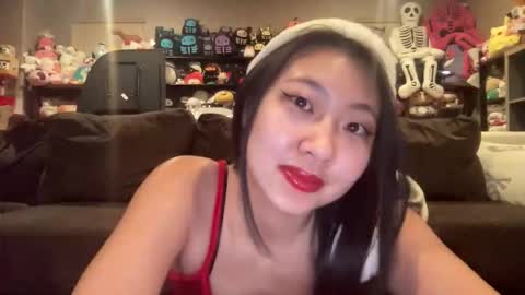 Snapshot of hiddenr0se chatting on 12-20-25, 03:35 HiddenR0se online show from 12-20-25, 03:35