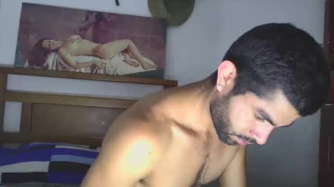 hideonbush online show from 10-31-25, 11:44