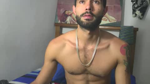 Snapshot of hideonbush051 chatting on 02-12-26, 03:40 hideonbush online show from 02-12-26, 03:40