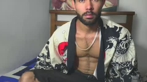 Snapshot of hideonbush051 chatting on 02-18-26, 12:56 hideonbush online show from 02-18-26, 12:56