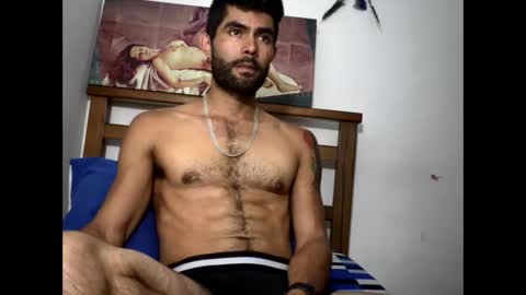 Snapshot of hideonbush051 chatting on 03-09-26, 03:16 hideonbush online show from 03-09-26, 03:16