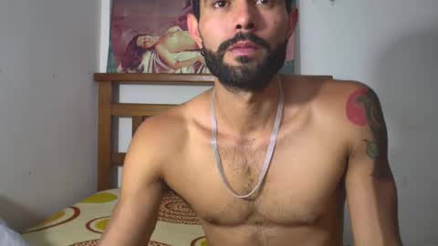 Snapshot of hideonbush051 chatting on 04-09-26, 04:56 hideonbush online show from 04-09-26, 04:56