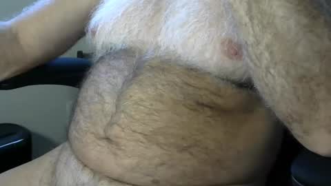 Snapshot of higgins11 chatting on 09-28-25, 08:36 higgins11 online show from 09-28-25, 08:36