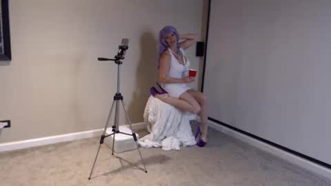 Snapshot of highheelava chatting on 10-21-25, 04:13 High Heel Ava online show from 10-21-25, 04:13