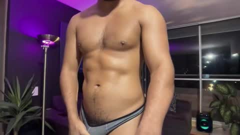 Snapshot of highlatin_guys chatting on 02-16-26, 04:08 Terry and E online show from 02-16-26, 04:08