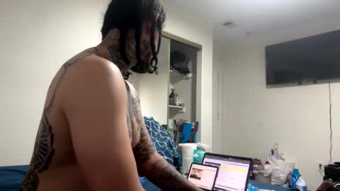 hihello7777 online show from 11-15-25, 09:21