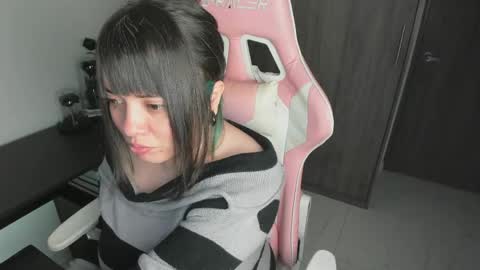 Snapshot of hikaru_arimura chatting on 04-17-26, 02:25 hikaru_arimura online show from 04-17-26, 02:25
