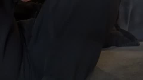 Snapshot of hikinks chatting on 10-18-25, 04:15 hikinxxx online show from 10-18-25, 04:15