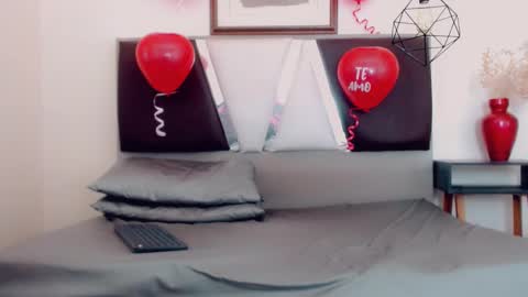 Hilary Avilan online show from 02-14-25, 07:44