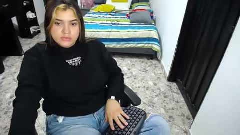 lia online show from 02-25-25, 07:58