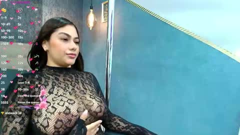 Snapshot of hilary_evanss chatting on 05-12-26, 03:14 hilary_evanss online show from 05-12-26, 03:14