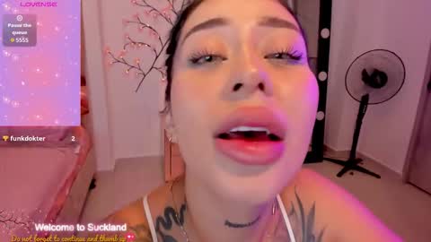 LUNA new account  FOLLOW ME online show from 09-19-25, 11:05