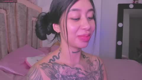 LUNA new account  FOLLOW ME online show from 05-06-26, 09:53