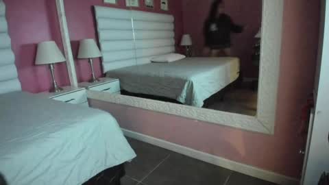 hilary_tailor online show from 09-25-25, 10:52