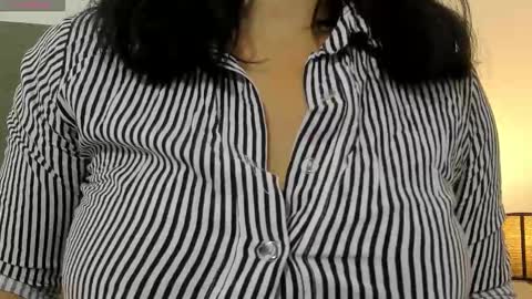 hilary_tailor online show from 01-05-26, 05:27