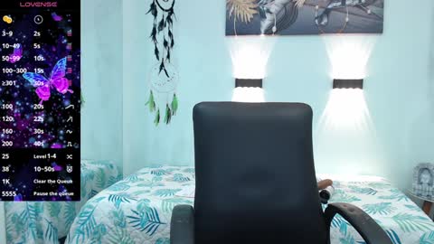 H I L A R Y online show from 01-14-25, 03:11