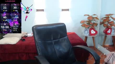 H I L A R Y online show from 10-05-25, 02:54