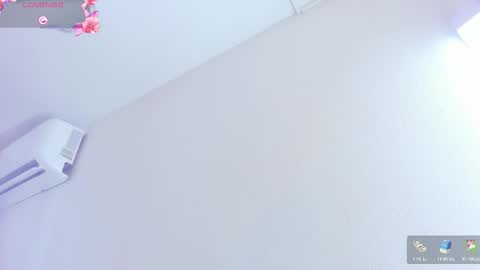 Hilary Thomsom online show from 03-25-26, 12:00