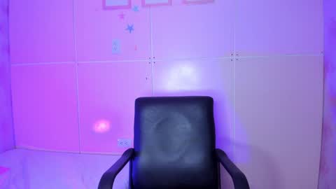  Hillary  online show from 01-11-25, 03:23