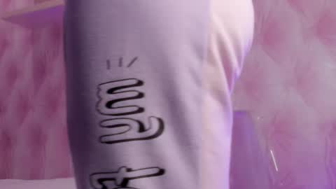  Hillary  online show from 03-06-25, 03:46