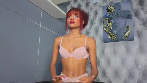  Hillary  online show from 09-18-25, 06:04