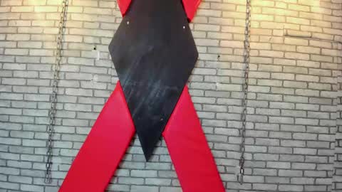 Hillary  online show from 05-28-26, 11:40