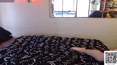 Snapshot of hilty92 chatting on 12-23-24, 07:52 Hilty92 online show from 12-23-24, 07:52