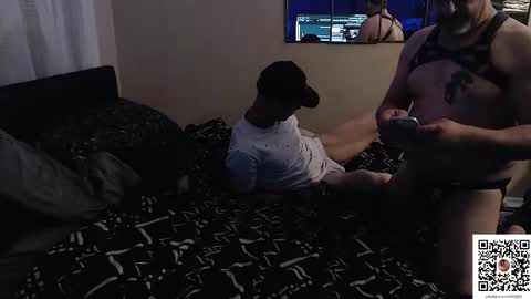 Snapshot of hilty92 chatting on 01-07-25, 08:03 Hilty92 online show from 01-07-25, 08:03