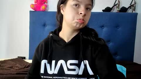 Snapshot of himawary_soin5 chatting on 03-06-26, 01:29 himawary_soin5 online show from 03-06-26, 01:29