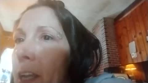 SparkledLooks online show from 02-10-25, 07:49