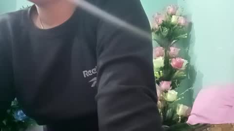 himuhimu22 online show from 12-30-24, 07:42