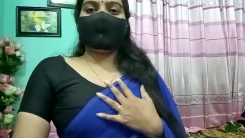 himuhimu22 online show from 01-12-25, 01:58