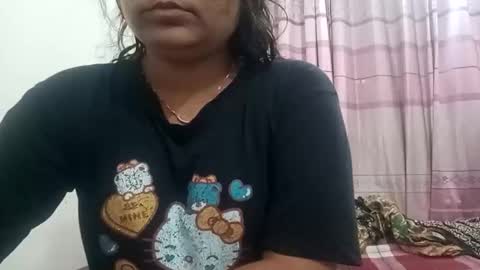 himuhimu22 online show from 10-21-25, 07:03