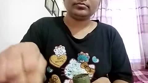 himuhimu22 online show from 11-18-25, 05:12