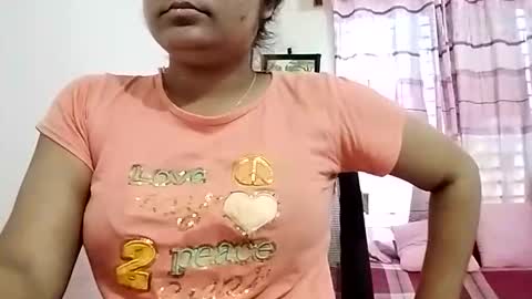 himuhimu22 online show from 05-05-26, 06:43