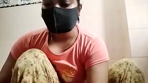 himuhimu22 online show from 05-09-26, 12:05