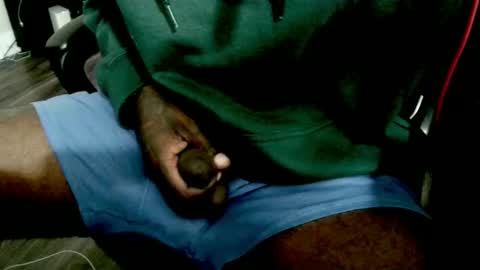 Snapshot of himwiththebbc509 chatting on 10-24-25, 08:55 himwiththebbc509 online show from 10-24-25, 08:55